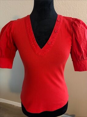 Chelsea & Violet Red V-Neck Puff Sleeve Ribbed Tee